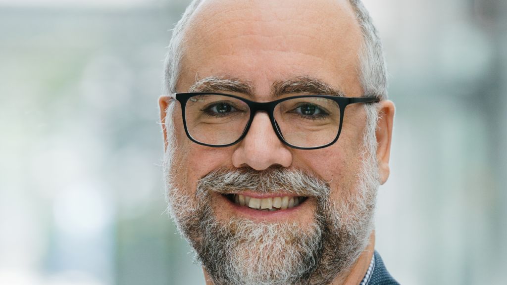 Dennis-Peter Merklinghaus Dennis-Peter Merklinghaus