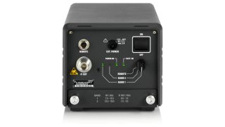 R&S®HF907DC 带下变频器的超高频定向天线