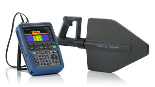 R&S®PR300 Portable monitoring receiver