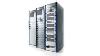 适用于直线加速器、助推环和储存环的固态放大器 