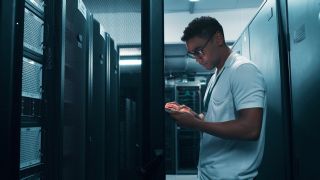 R&S®ComSec 解决方案