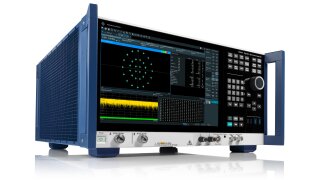 The FSWX analyzes jammer input and output signals simultaneously for a comprehensive assessment of deceptive signal behavior.