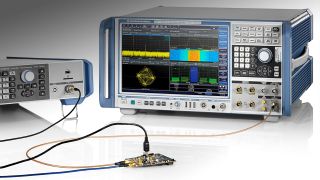 SMA100B