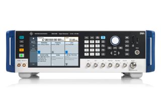 R&S®SMA100B 射频和微波信号发生器