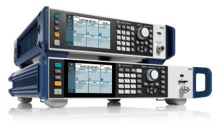 R&S®SMB100B 射频和微波信号发生器