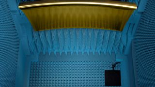 采用先进的 CATR 反射器