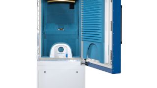 R&S®ATS1800C 符合 3GPP 规范的紧凑型 OTA 暗箱可用于测试 5G NR 毫米波信号