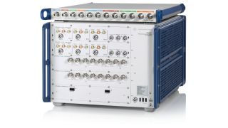 CMX500 和 R&S®CMX-Z25