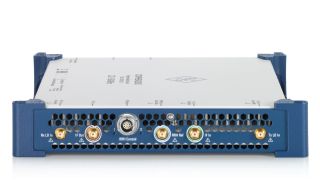 R&S®CMPHEAD50 50 GHz 射频拉远头