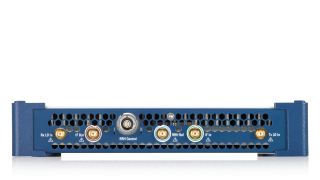 R&S®CMPHEAD50 50 GHz 射频拉远头