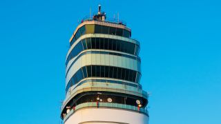 Rohde & Schwarz and Austro Control have set a new benchmark in air traffic communication. (Image: AdobeStock / unclepodger)