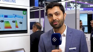 Power consumption testing for smartphone energy labeling