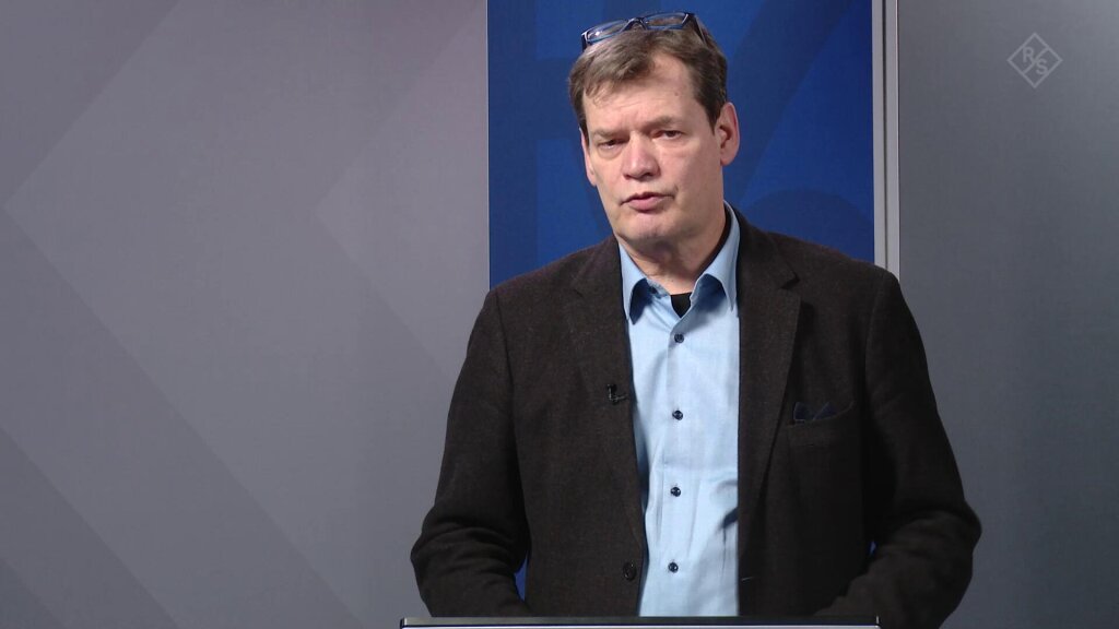 Reinforce a seamless UWB experience